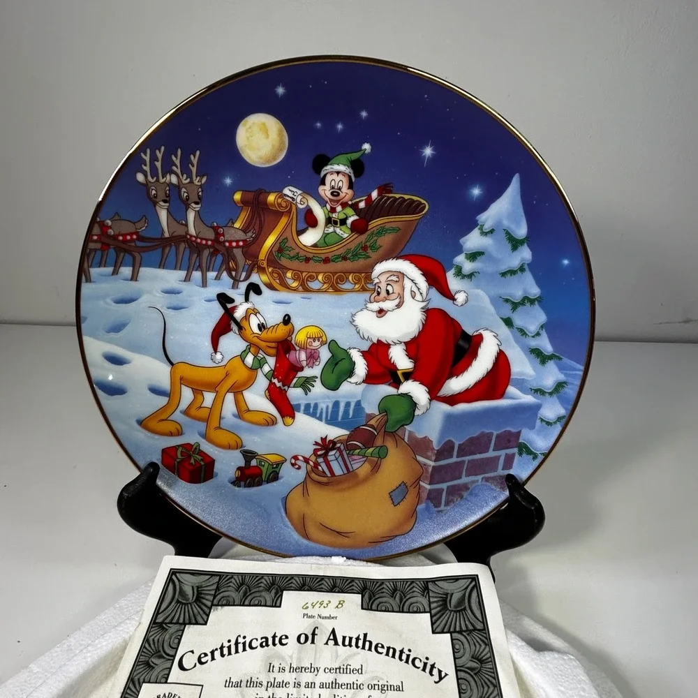Bradford Exchange Disney Thanks Pluto Mickey Holiday Magic Collector Plate 8